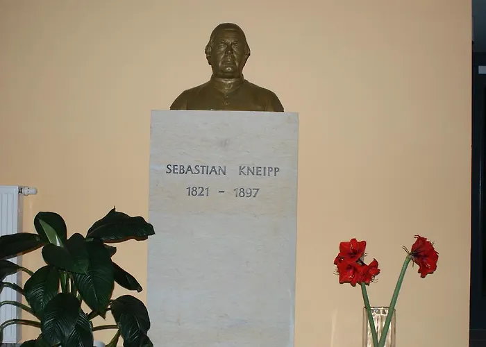 بيت ضيافة Kurhaus Berggiesshubel