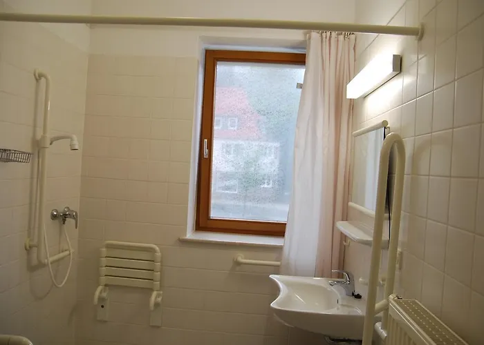 بيت ضيافة Kurhaus Berggiesshubel