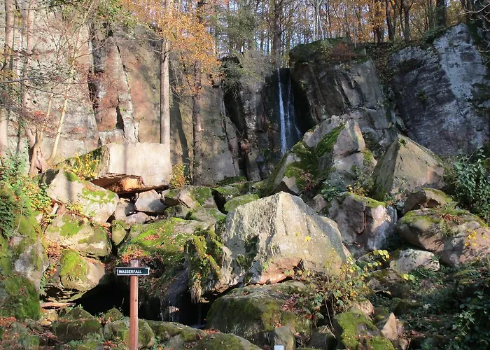 بيت ضيافة Kurhaus Berggiesshubel